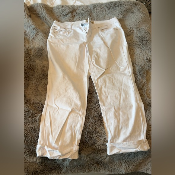 Earl Jean size 10 cropped white jean - Picture 1 of 4